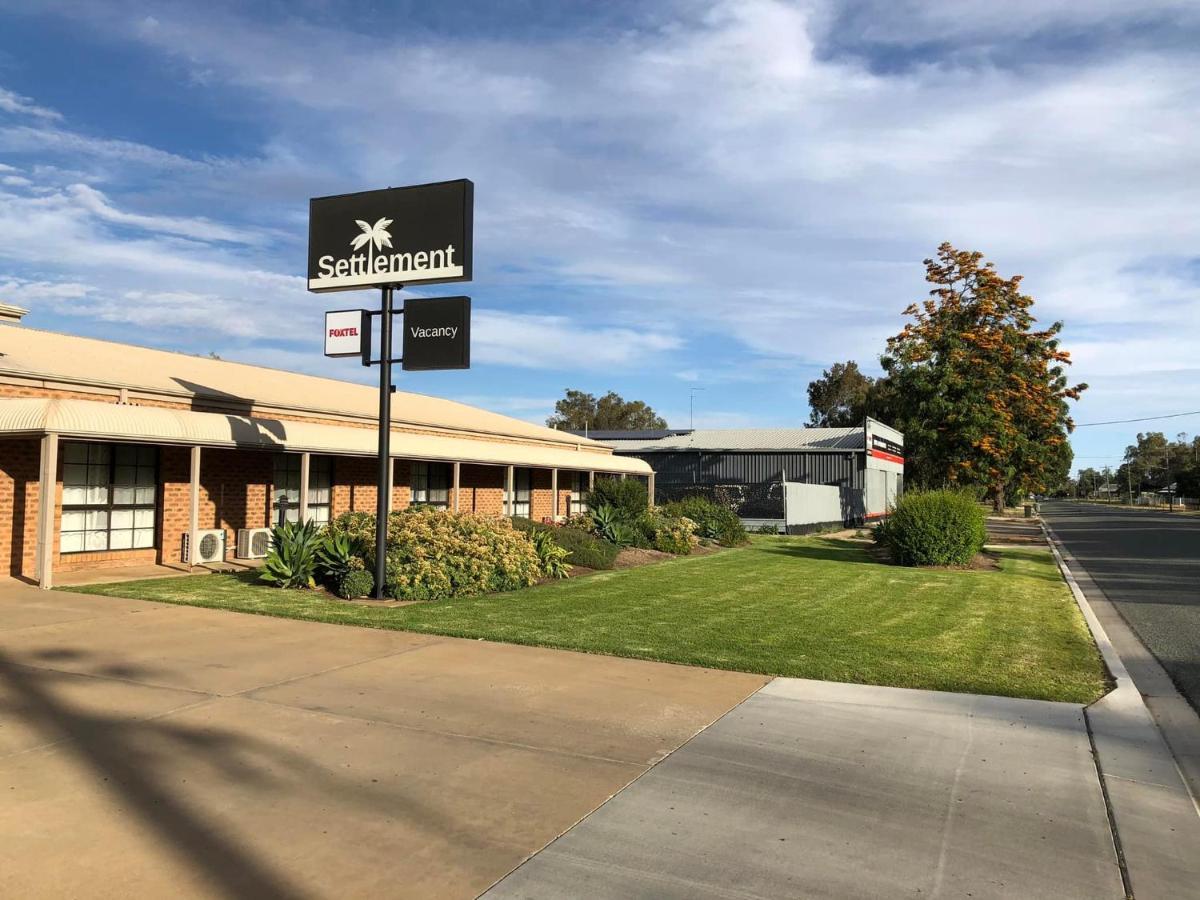 Settlement Motor Inn Deniliquin Kültér fotó