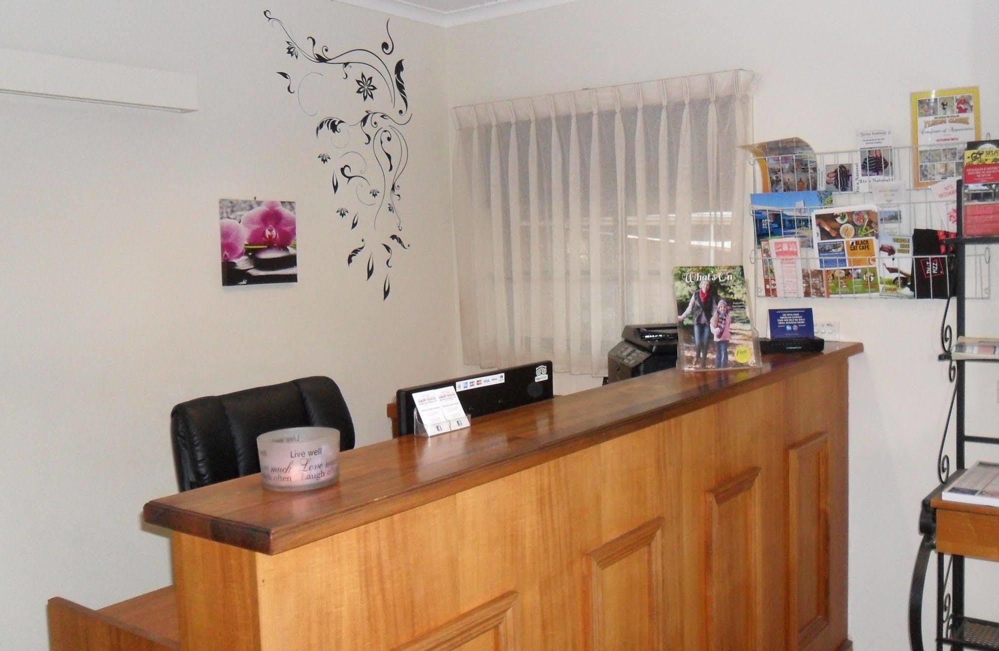 Settlement Motor Inn Deniliquin Kültér fotó